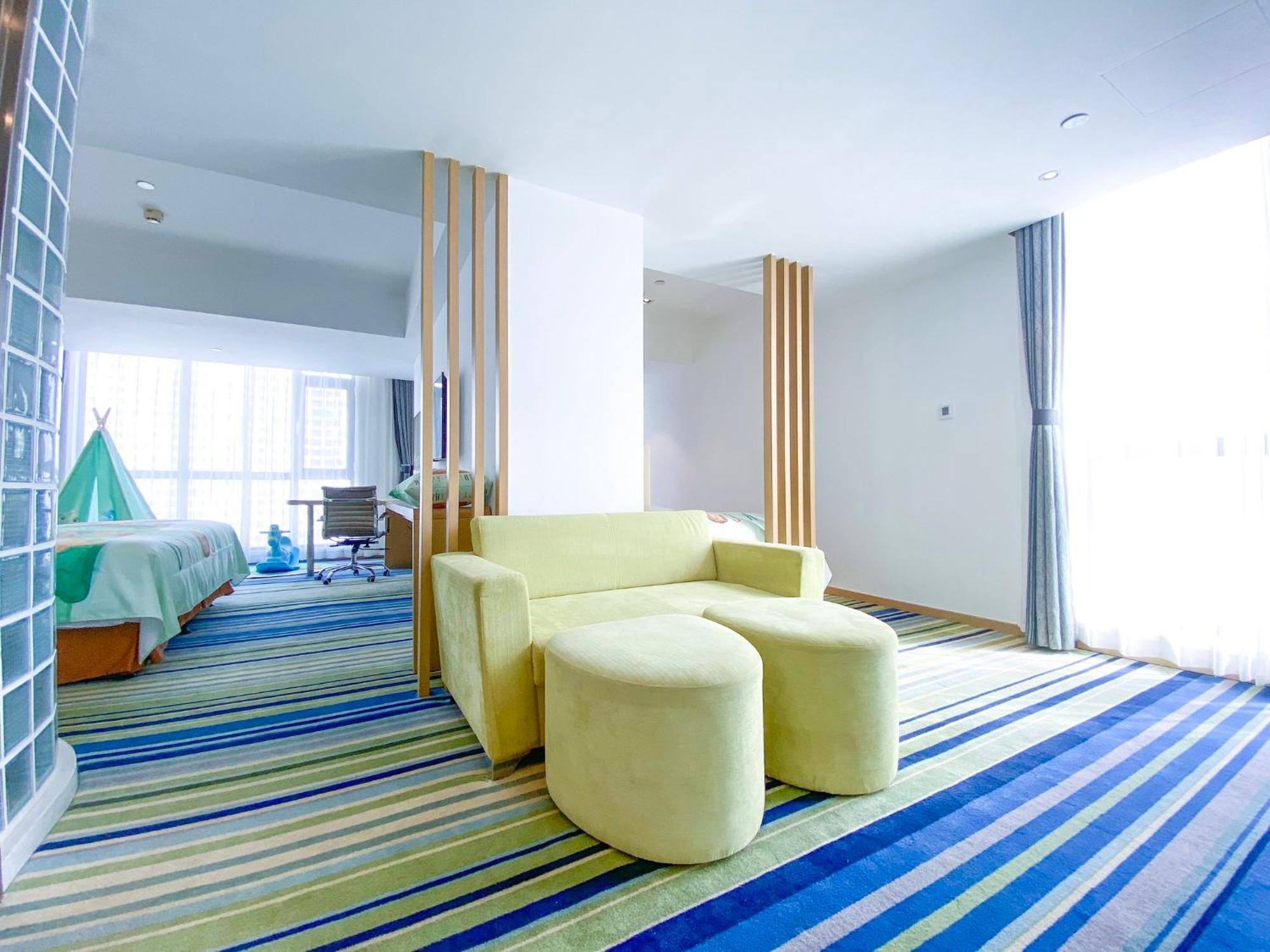 Holiday Inn Express Yingkou Onelong Plaza By Ihg Gaizhou Exterior foto